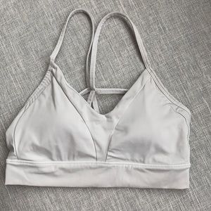 White balance athletica sports bra